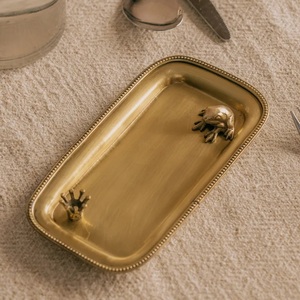 Bandeja de Lujo Dorada para Adornos de Animales – Soporte Decorativo para Joyas con Patas de Pato, Corona de Rana y Perro, para Decoración del Hogar y Regalos - Product Image 4