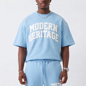 En gros, Ensemble de survêtement pour hommes avec T-shirt oversize et pantalon de survêtement évasé à coupe ample, personnalisable par impression en relief - Product Image 4