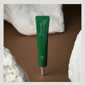 ครีมใต้ตาเกาหลีสำหรับอาการบวมและรอยคล้ำใต้ตา K-Beauty WB Creammilkeu Liftingsyat EyebaekCream - Product Image 2