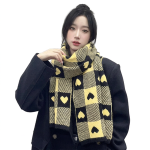 Écharpes tricotées à carreaux avec logo personnalisé, chaudes et polyvalentes pour femme, accessoire hivernal tendance, ambiance simple – Vente en gros - Product Image 6