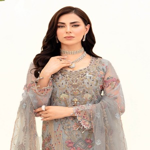 Eid Dresses Heavy Party Dresses pour femmes avec organza brodé Trois pièces Punjabi Costumes par Ramsha Vol M-9 Long Maxi Frock - Product Image 5