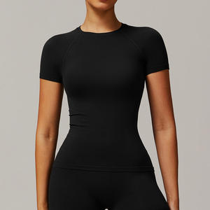 New Seamless Activewear Fitness Slim Fit Breathable Yoga Short Sleeve Blank Sports <b>Crop</b> <b>Top</b> Tshirts for Women - Product Image 3