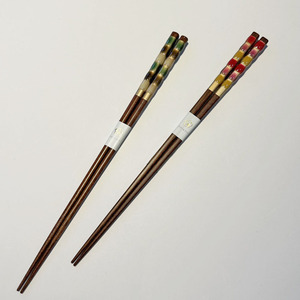 Palillos coloridos de estilo japonés moderno delgados y aptos para lavavajillas para vajilla Aoba modelo P83 para regalos - Product Image 4