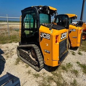 Chargeuse compacte JCB conçue pour les projets de construction, les travaux d'excavation, l'aménagement paysager, les travaux agricoles et la manutention efficace des matériaux - Product Image 3