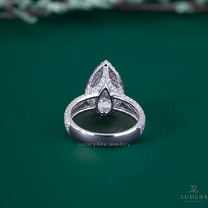 Lumera Pear Cut Diamond Engagement <b>Ring</b> White Gold <b>Split</b> Shank Classic Style Women's Jewelry IGI Certified Wedding <b>Ring</b> - Product Image 4
