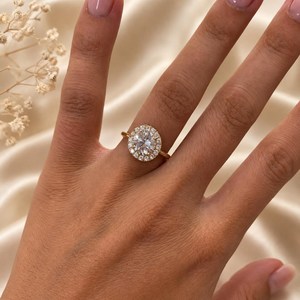 Anillo de Compromiso con Diamante Cultivado en Laboratorio, Oro de 14k, Anillo de Promesa Nupcial, Certificado IGI, 0.30 CTS, Elegante, Minimalista, Joyería Fina para Regalo de Boda - Product Image 5