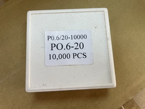 APLUS MP0620-10000 Broches micro à tige droite 23Ga, diamètre de la tige 0,64x0,64, longueur 20mm, 10000 pièces/boîte - Product Image 2