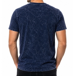 T-shirt en coton délavé pour homme, style vintage, tissu doux, sur mesure, coupe moderne, coutures de qualité, pour homme. - Product Image 2