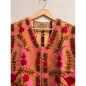 Chaleco Corto de Terciopelo con Bordado Floral y Puntada Abierta para Mujer, Ropa de Invierno y Prendas Exteriores - Product Image 5