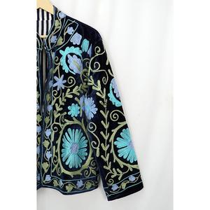Blazer en velours tricoté respirant, brodé à la main avec motif floral, col et manches longues, 100 % coton, veste de printemps pour femme, vente en gros - Product Image 3