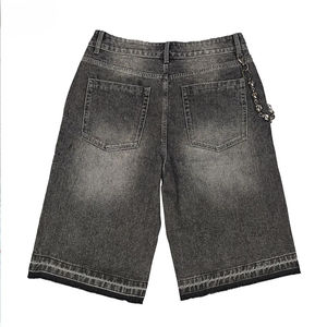Shorts en jean gris foncé pour homme, ornés de strass et de motifs graphiques, style streetwear hip-hop, coupe ample, avec détail chaîne - Product Image 5