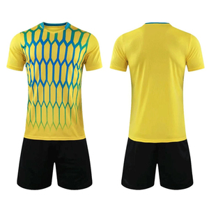 ชุดเสื้อฟุตบอลพิมพ์ลายแบบ OEM สำหรับผู้ชาย ปรับแต่งชื่อทีม/ชื่อผู้เล่นด้านหน้า ระบายเหงื่อ แห้งเร็ว ทรงสปอร์ต - Product Image 6
