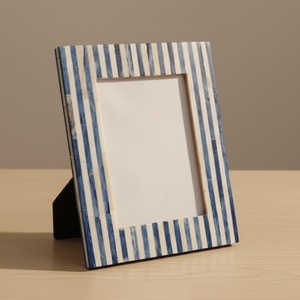 ZONE ARTISANAUTE HCZ-46 Cadre photo vertical élégant 4x6 fait main avec impression UV, incrustation osseuse, design tressé perlé, durable, pour table - Product Image 2