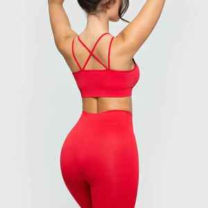 Conjunto Deportivo Personalizado al por Mayor para Mujer, Conjunto de Yoga y Fitness, Reversible, Lavado, Sujetador Deportivo Sólido con Pantalones Cortos y Ropa Deportiva - Product Image 2