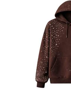 Sudadera con Capucha Marrón Chocolate con Pedrería, Oversize, de Forro Polar Grueso, con Bolsillo Canguro, Fabricante de Ropa Urbana Personalizada para Hombre - Product Image 3