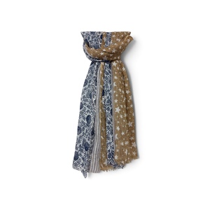 Châle pour femme de qualité supérieure, parfait pour les tenues d'hiver et la mode saisonnière, en promotion, prix fabricant. - Product Image 3