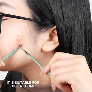 Herramienta 2 en 1 para Eliminar Puntos Negros de Acero con Alto Contenido de Carbono, Kit Extractor de Espinillas con Limpiador de Poros para Eliminar Acné y Comedones en la Cara y la Nariz - Product Image 2