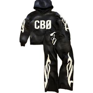 Conjunto de Sudadera con Capucha y Pantalones Deportivos de Dos Piezas para Hombre, de Algodón Sólido con Logotipo Personalizado, Bordado Aplicado, Estilo Urbano, para Correr - Product Image 1