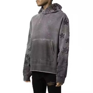 Sweat-shirt à capuche d'hiver avec détails réfléchissants, en molleton de coton léger, coupe classique, streetwear, avec accents de visibilité nocturne - Product Image 4