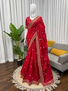Sari long en soie Jalpari de créateur Bollywood avec broderie complexe en fils et sequins pour les mariages et les fêtes - Product Image 2