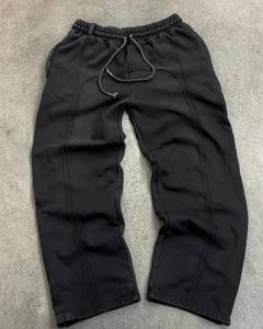 Pantalon de survêtement unisexe ample en coton, style streetwear, coupe large avec cordon de serrage, personnalisable avec logo, épais, pour la gym et les loisirs - Product Image 3