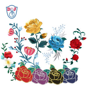 Parches Bordados Personalizados Termoadhesivos, Insignias de Scouts, Parches de Recuerdo, Insignias de Uniforme, Emblemas de Festival, Parches Bordados de Flores - Product Image 6