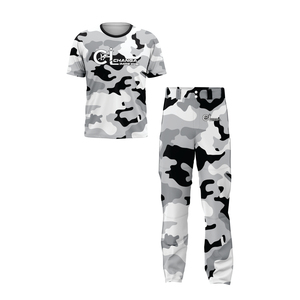 Ensemble de sport camouflage Changa Impex, sublimé, séchage rapide, unisexe, coupe classique, toutes saisons, pantalon et t-shirt - Product Image 1