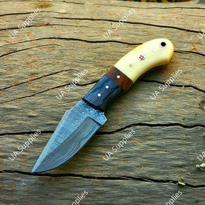 Cuchillo de Caza y Camping de Acero de Damasco con Hoja Fija, Mango de Hueso de Camello y Madera, Punta Caída, 7.5 Pulgadas de Longitud Total, OEM/ODM Disponible - Product Image 3