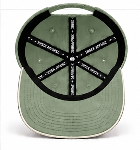 Casquette trucker 6 panneaux verte Index Apparel avec broderie 3D blanche, unisexe, décontractée, à fermeture snapback pour adultes - Product Image 6