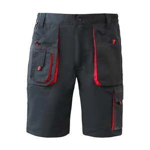 Shorts cargo en jean noir pour homme, taille mi-haute, style utilitaire avec grandes poches, bordure rouge, porte-outils, pantalon court robuste - Product Image 1
