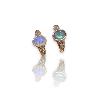 925 Sterling Silver Oval Cut Bezel Setting Statement Silver Labradorite Gemstone Rings Good Quality Silver Fine Rings For Women - Product Image 1