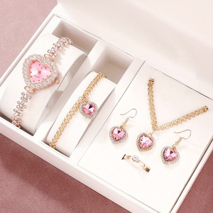 192012 Ensemble Montre à Quartz Cœur pour Femme avec Bracelet et Bagues Bijoux - Product Image 3