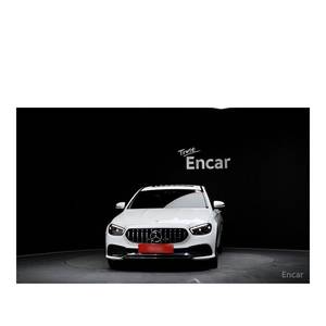 Mercedes-Benz E350 4MATIC Avantgarde Clase E 2022 con Volante a la Izquierda, Caja de Cambios Automática, Asientos de Cuero, Cámara Trasera - 20,088 Km - Product Image 3