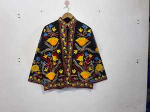 Veste d'hiver matelassée Kantha en coton écologique réversible à imprimé floral indien pour femmes et filles - Product Image 6