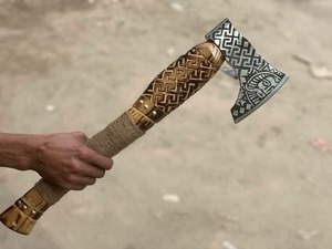 Premium High Quality Custom Handmade Stainless Steel Tactical Hatchet Factory Direct Sale Outdoor Camping Survival Use - Product Image 2
