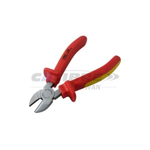 Pince coupante diagonale isolée VDE 1000V TAIWAN CALIBRE 6 pouces / Coupe-fils - Product Image 1