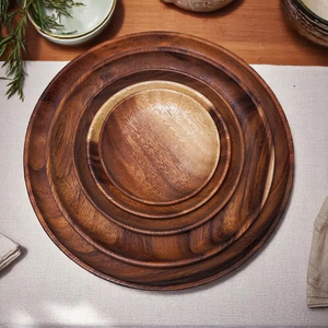 Assiette en bois d'acacia artisanale – Assiette de service et de dîner rustique par blossom craft india - Product Image 2