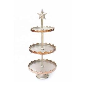 Nouvelle arrivée Star on Top support à gâteau en aluminium coulé à 3 niveaux avec support à fruits plaqué nickel et cuivre outils à gâteaux d'Inde - Product Image 1