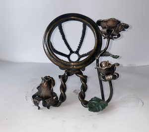 Estante para Vino de Hierro Forjado Retorcido Estilo Vintage, Soporte Decorativo Floral Hecho a Mano para una Sola Botella, Decoración del Hogar, Fabricante de Vietnam - Product Image 5