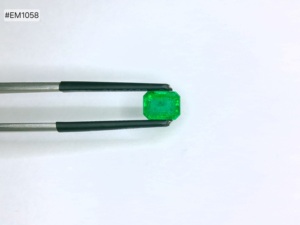 Esmeralda Natural de Zambia, Juego de 3 Piezas Octagonales, 5.04ct, Gemas Sueltas Genuinas, Rica Saturación, Para Conjuntos Exclusivos de Joyería - Product Image 4