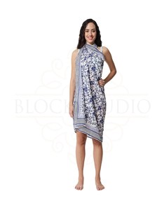 Sarong en coton imprimé à la main bleu égyptien pour femmes, léger, idéal comme paréo de bikini, pour la plage et les vacances d'été - Product Image 3