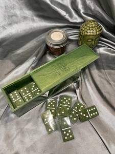 Jeu de dominos en résine fait main Double Six marron foncé avec boîte de rangement en bois, pièces de jeu d'art à collectionner, couleur personnalisée marron foncé - Product Image 5