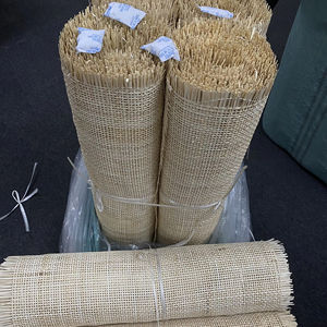 ROLLO DE MALLA DE RATÁN, MALLA DE CAÑAS DE RATÁN NATURAL para un USO SOSTENIBLE/ Sra. Lima - Product Image 1