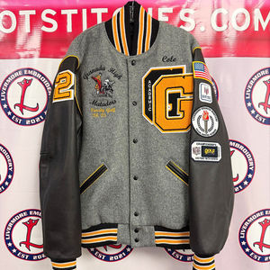 Chaqueta Universitaria Personalizada con Bordado Chenille, Estilo Letterman, Mezcla de Lana, Botones a Presión, Unisex, Ropa Urbana, Proveedor OEM al por Mayor - Product Image 4