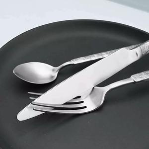 Ensemble de couverts en argent de haute qualité, acier inoxydable premium, parfait pour la maison, les mariages, les restaurants et les hôtels - Product Image 3