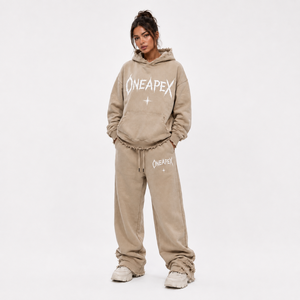 Ensemble de survêtement décontracté deux pièces en molleton délavé beige surdimensionné, style streetwear, avec sweat à capuche et pantalon de jogging - Product Image 1