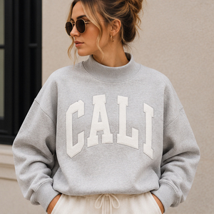 Sweat-shirt à col montant en gros, style universitaire, pour les jours de match, avec imprimé graphique de lettres universitaires, pull-over de style académique - Product Image 1