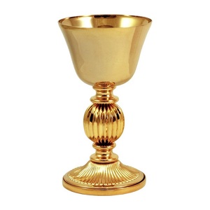 Cáliz de latón clásico de primera calidad con acabado dorado, copa para rituales religiosos, recipiente para la Sagrada Comunión, hecho a mano, artículos religiosos. - Product Image 5