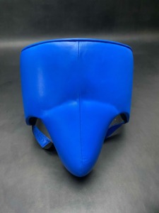 Ensemble de boxe en cuir véritable pour l'entraînement, vente en gros, style personnalisé, comprenant gants, casque et protège-grenaille - Product Image 4