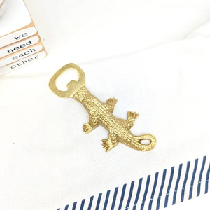 Ouvre-bouteille en métal Crocodile Doré Fait Main, Finition Or Décorative, Outil de Luxe pour Cuisine et Bar, Design Animal Vintage - Product Image 3